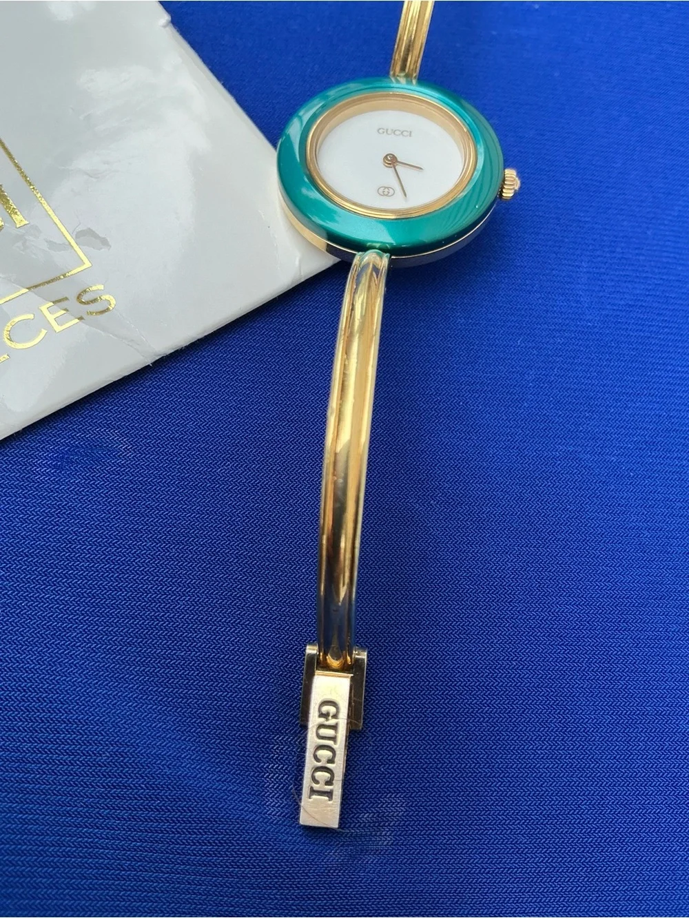 Authentic GUCCI bangle watch with Interchangeable Bezels❤️💙💛💚🖤